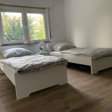 ゲストハウス Stuttgart. Weilimdorf